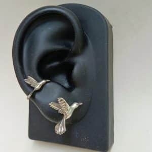 עגילי כסף בהשראת יונק הדבש - תכשיט אותנטי ומיוחד