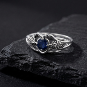 טבעת ענף זהב לבן 14 קראט משובצת ספיר