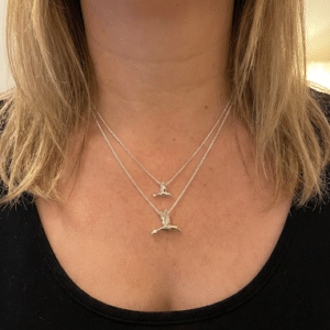 תליון יונק הדבש על שרשרת כסף דגם L