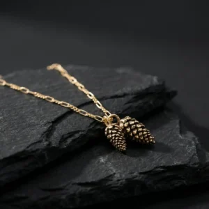 שרשרת עם תליון שני אצטרובלים זהב 14 קראט