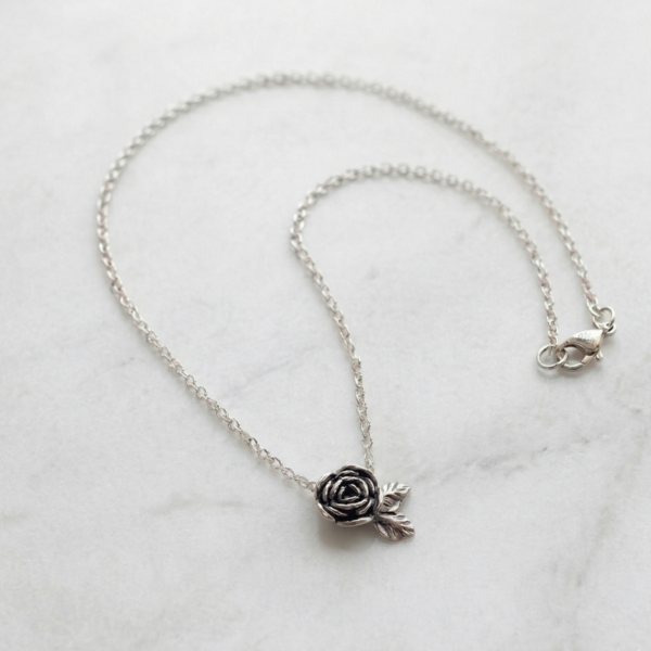 תליון מיני נורית כסף