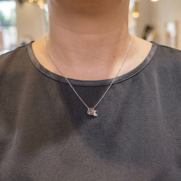 תליון מיני נורית כסף